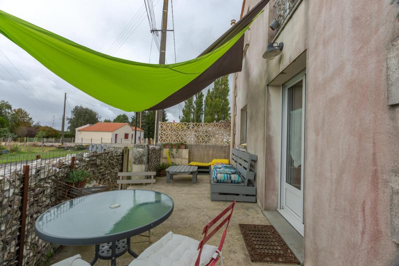 Appartement Accueillant A Mortagne Sur Gironde 45 M² Terrasse Exteriér fotografie
