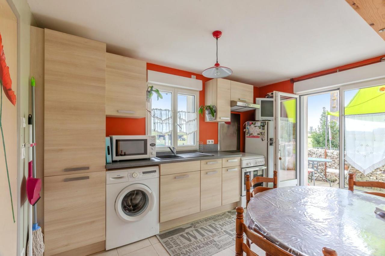 Appartement Accueillant A Mortagne Sur Gironde 45 M² Terrasse Exteriér fotografie
